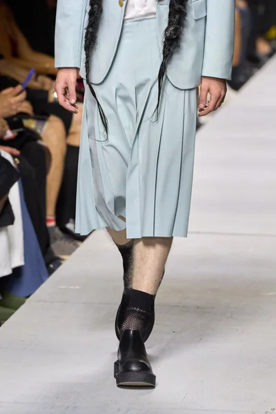 Look 61